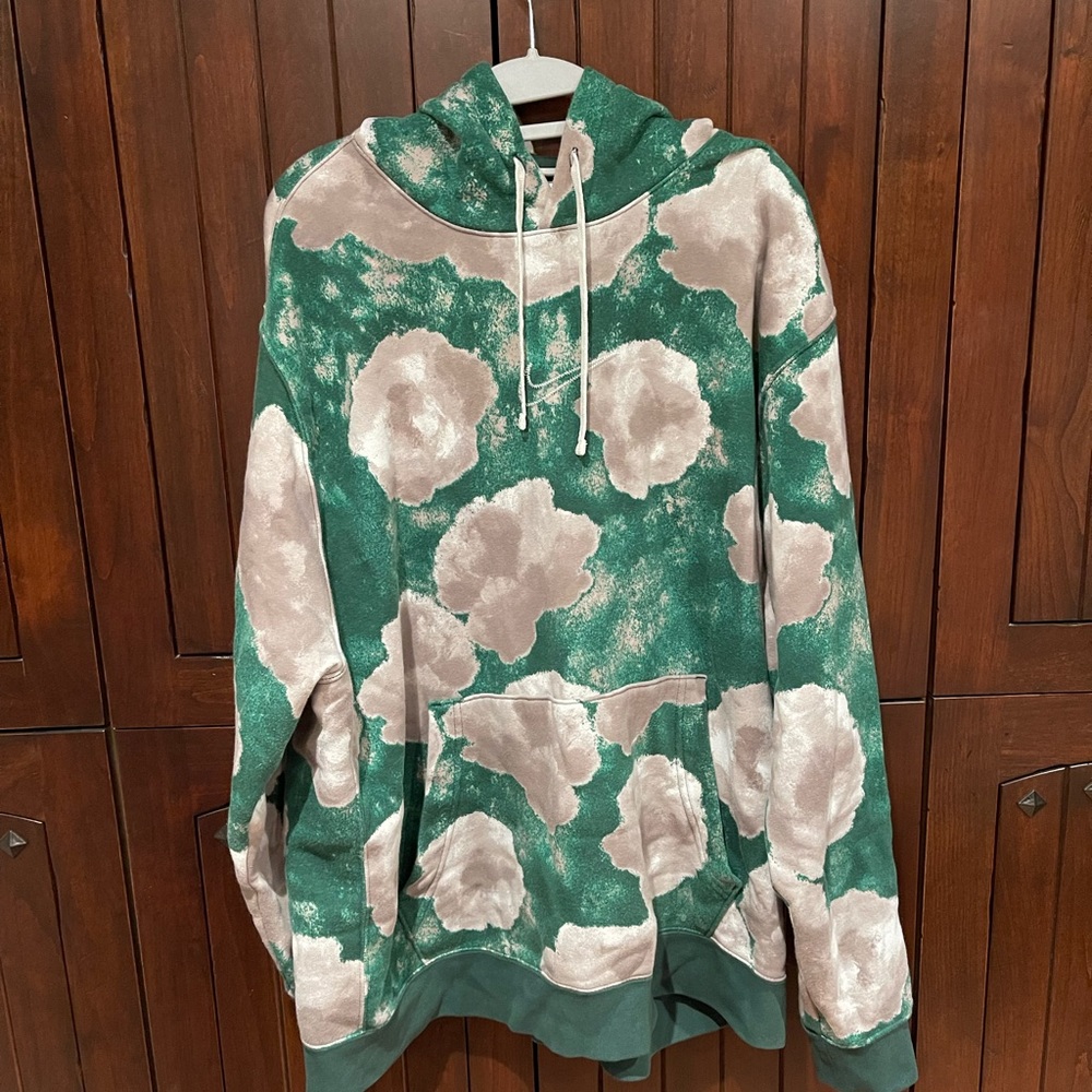 Nike hoodie